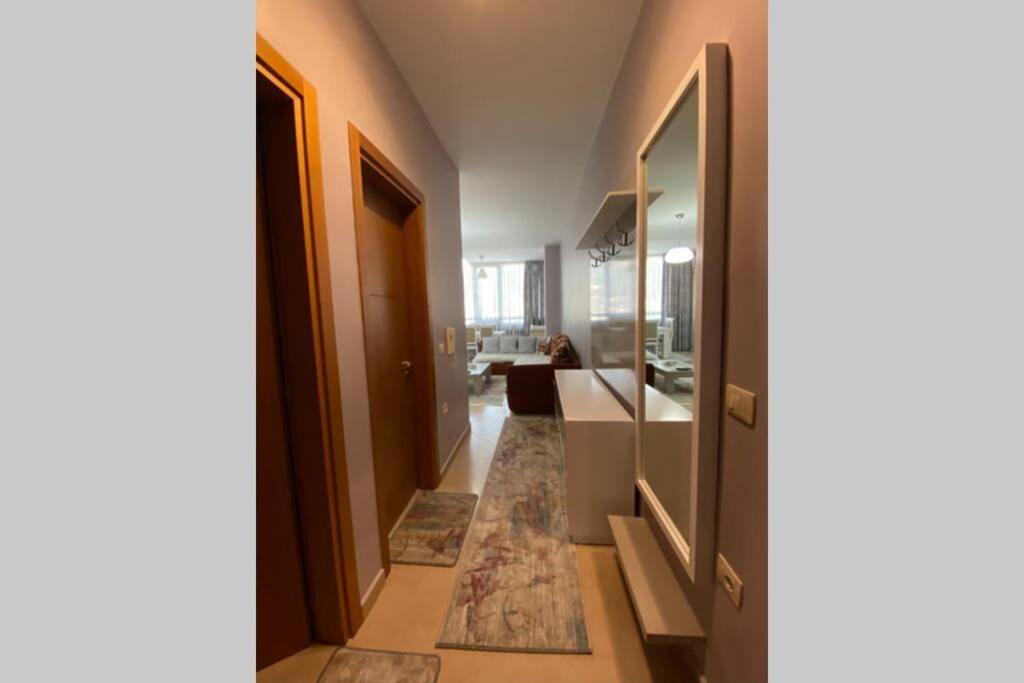 Sea Scape Apartment Vlorë Екстериор снимка