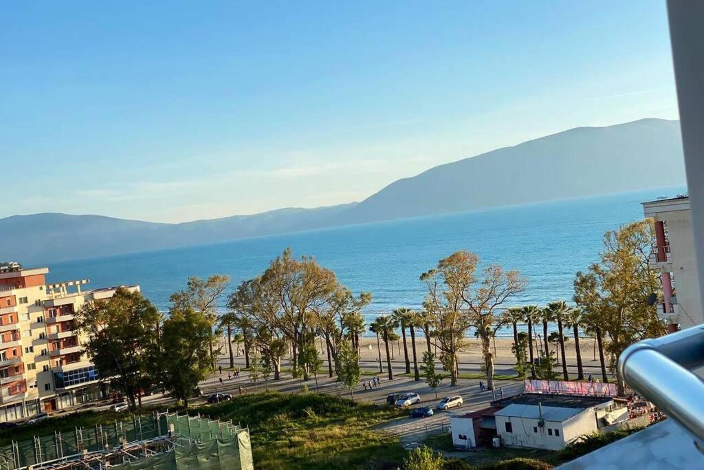 Sea Scape Apartment Vlorë Екстериор снимка
